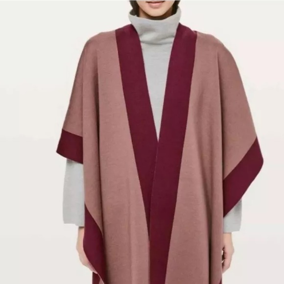 lululemon athletica Sweaters - Lululemon Wrap One Size OS Savanah Poncho Cape 2 in 1 Wool